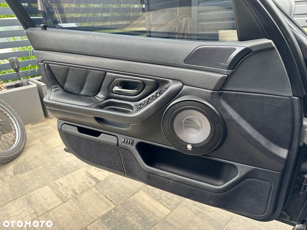 BMW Seria 7 - 30