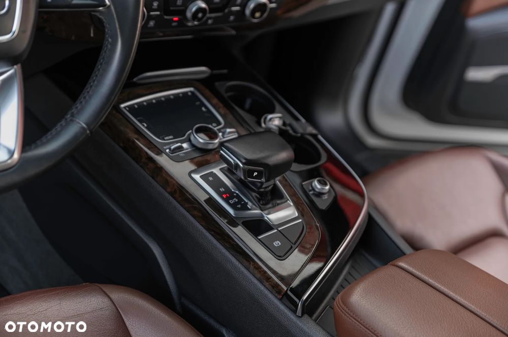 Audi Q7 - 32
