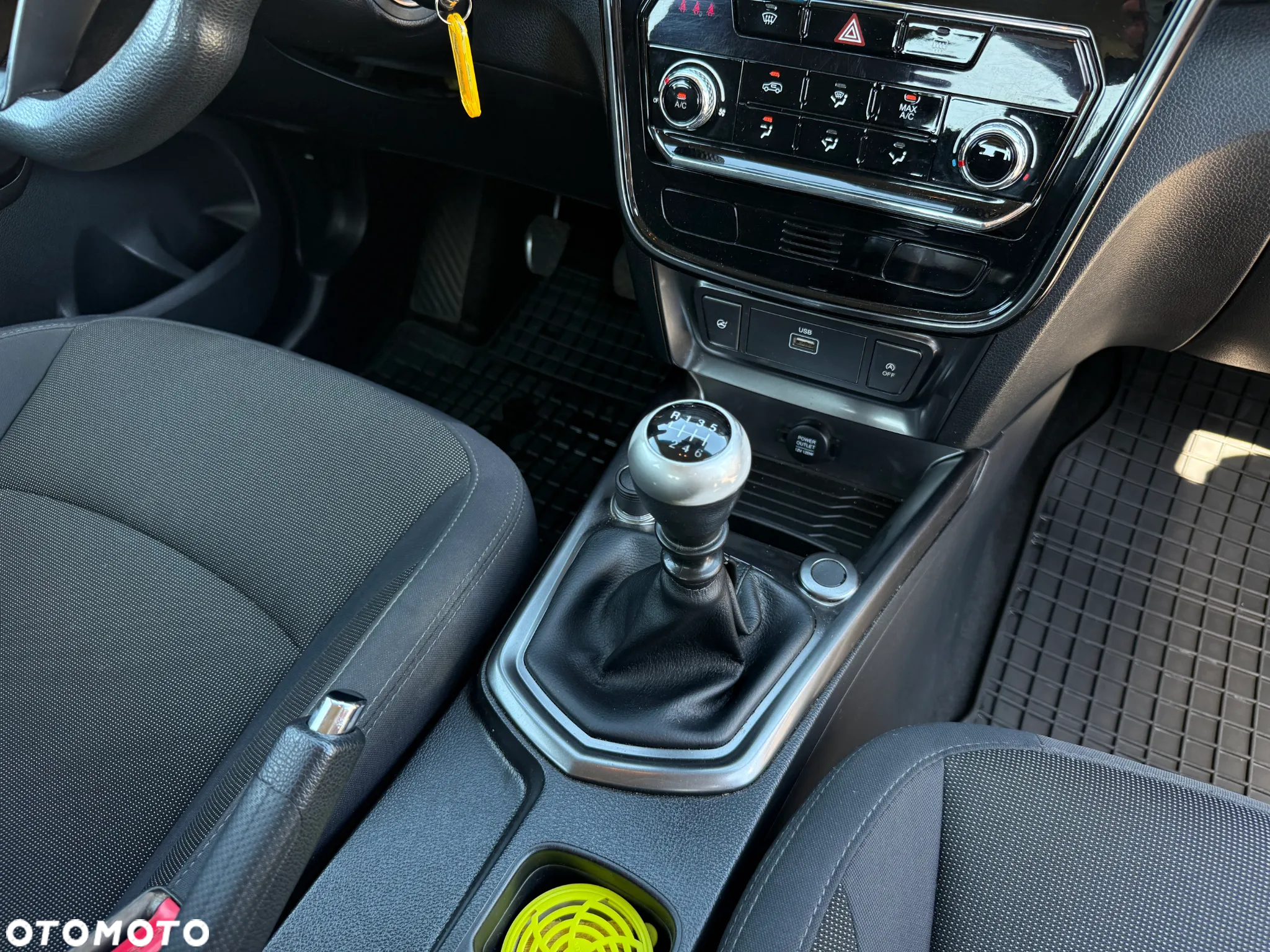 SsangYong/KGM Tivoli 1.5 T-GDI Crystal - 19