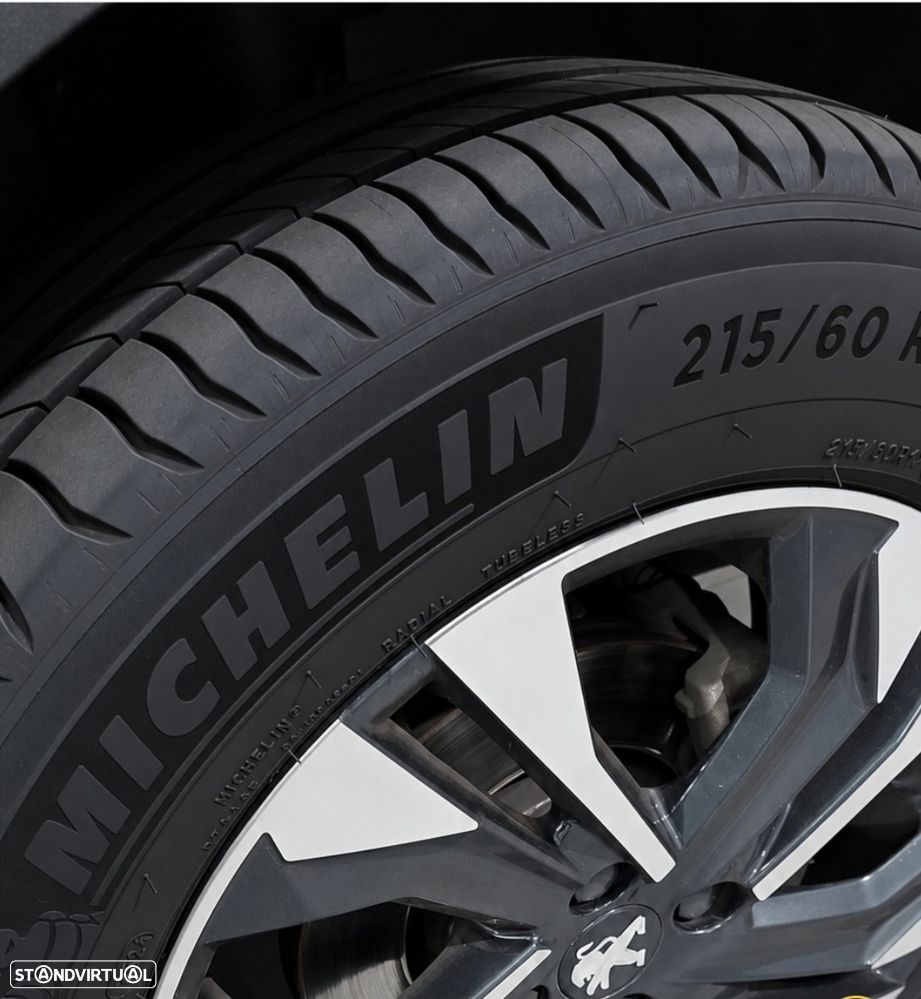 Peugeot 2008 1.2 PureTech Allure Pack - 12