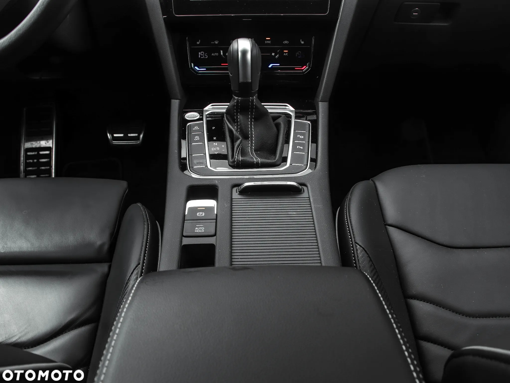 Volkswagen Arteon 2.0 TDI 4Motion R-Line DSG - 15