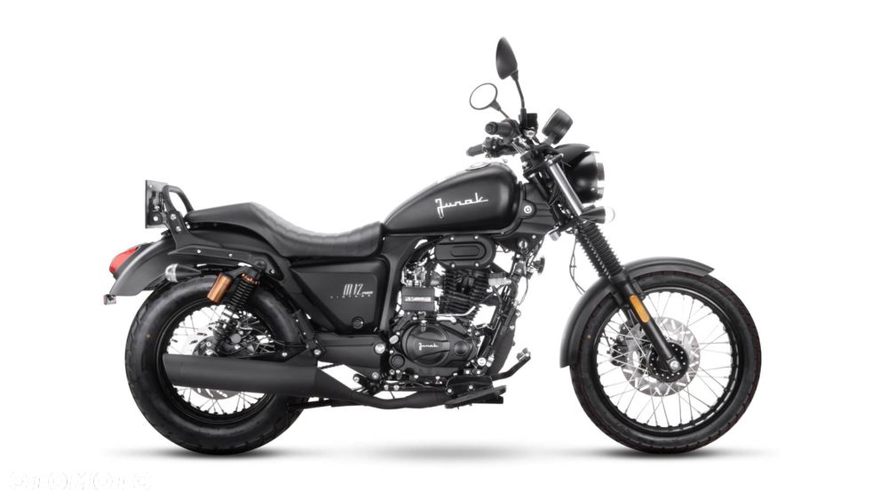 Junak M12 - 3