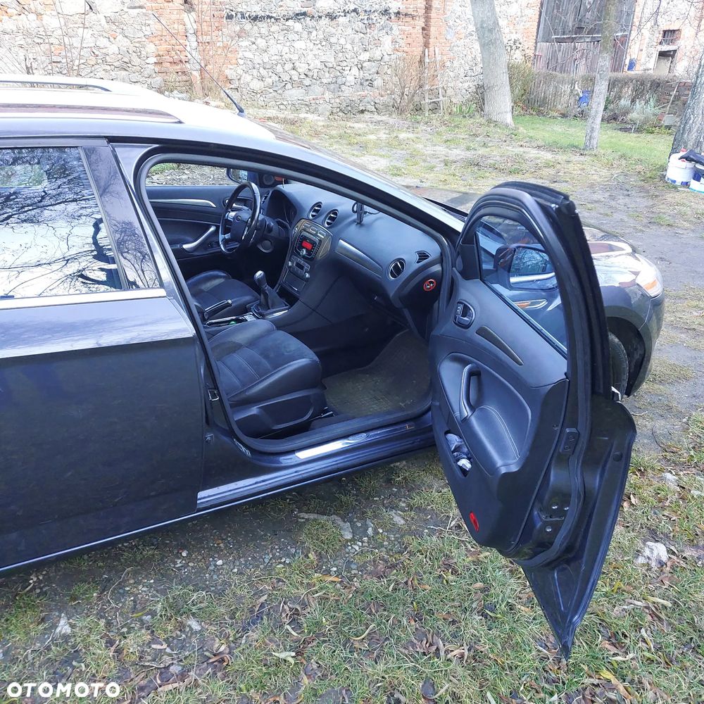 Ford Mondeo 2.0 Titanium - 14