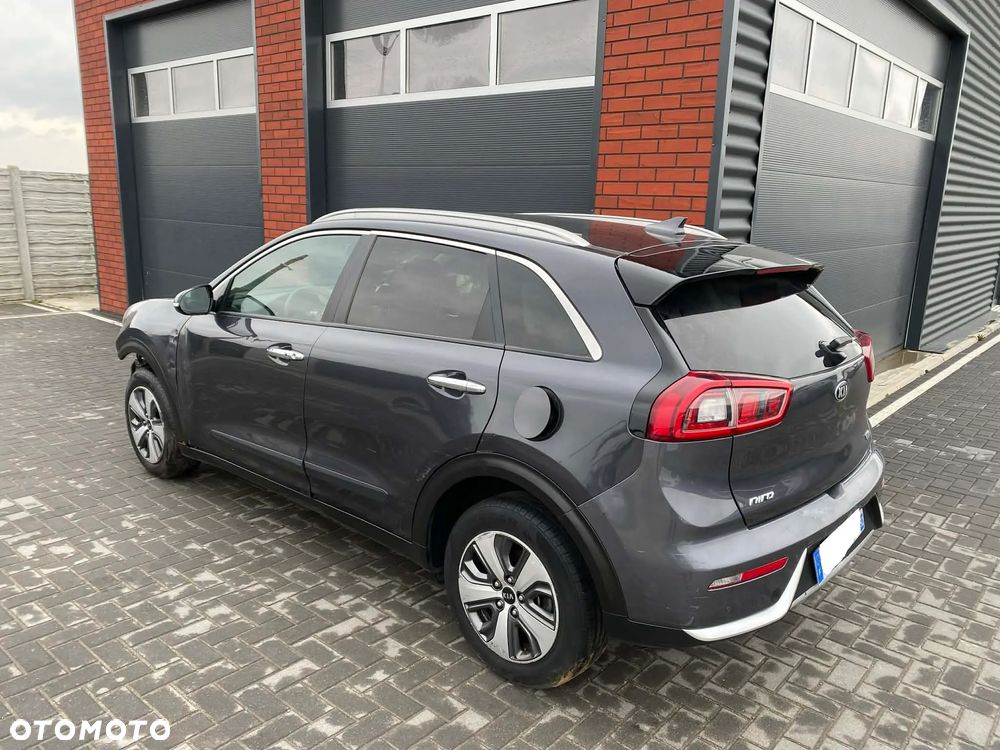 Kia Niro 1.6 GDI Hybrid L - 6