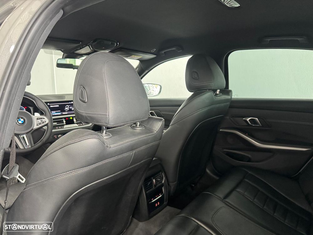 BMW 330 e Pack M Auto - 12