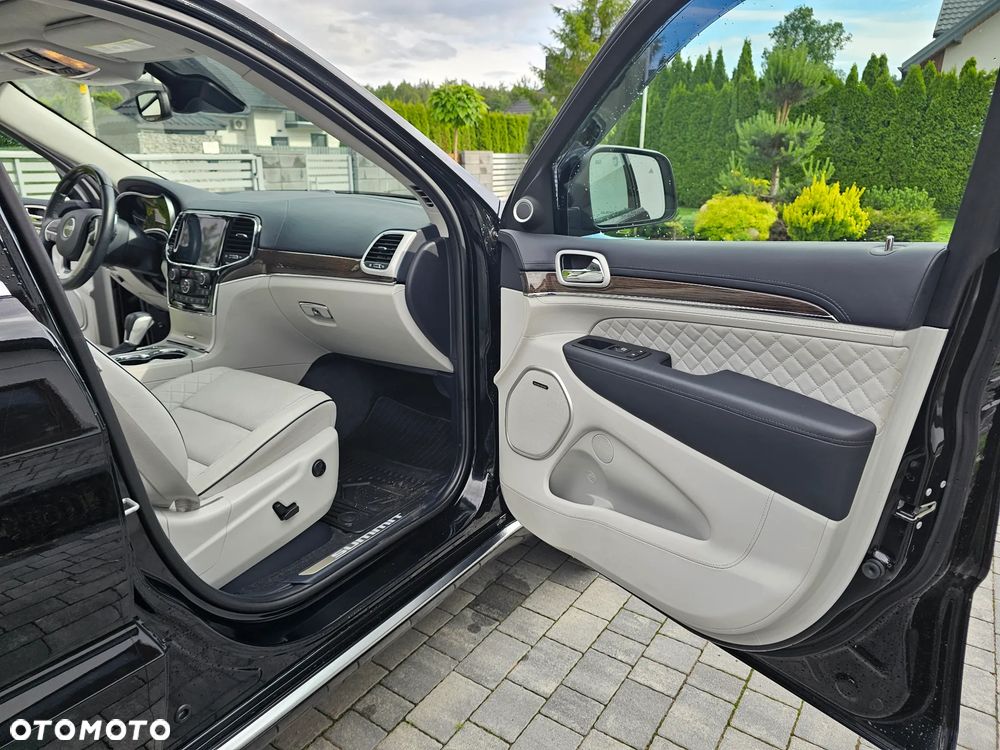 Jeep Grand Cherokee 5.7 V8 Summit - 15