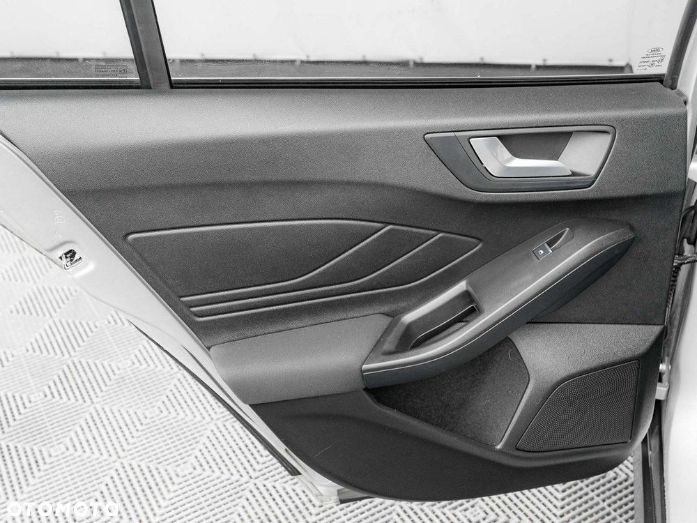 Ford Focus - 26