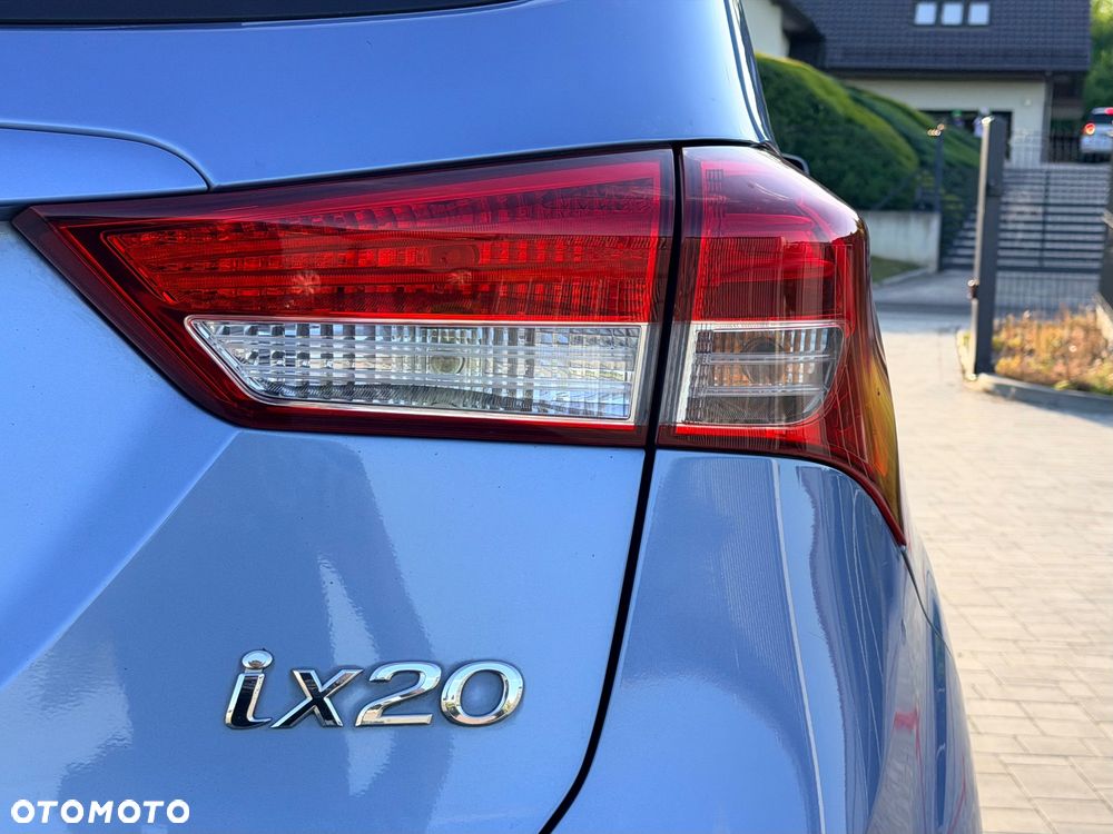 Hyundai ix20 1.4 blue Style - 29
