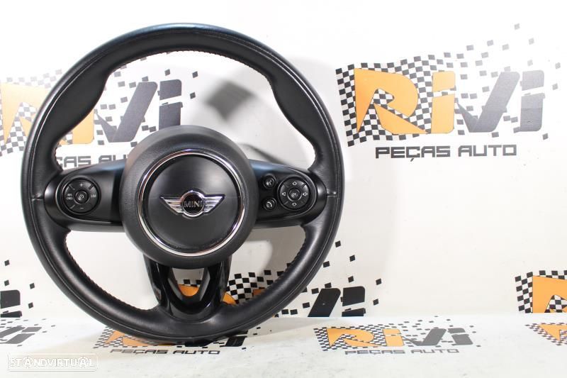 Volante MINI F54 / F55 / F56 / F57 / F60 - 1