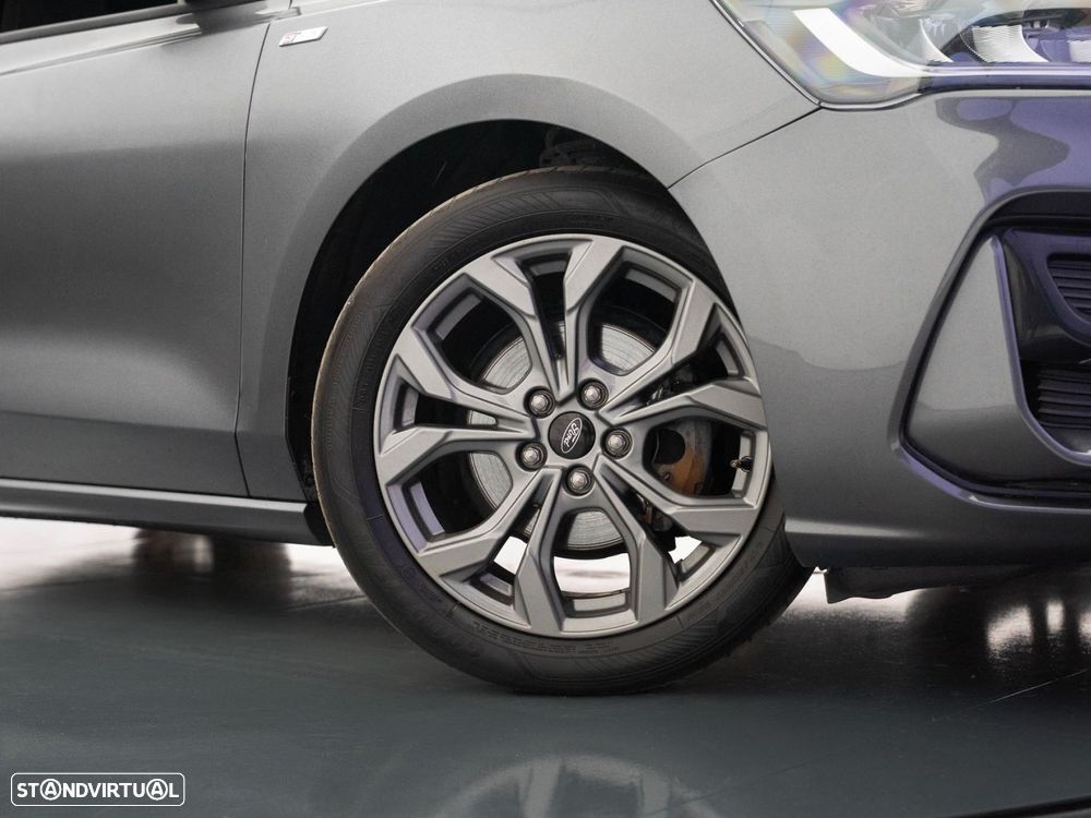 Ford Focus SW 1.0 EcoBoost MHEV ST-Line - 11