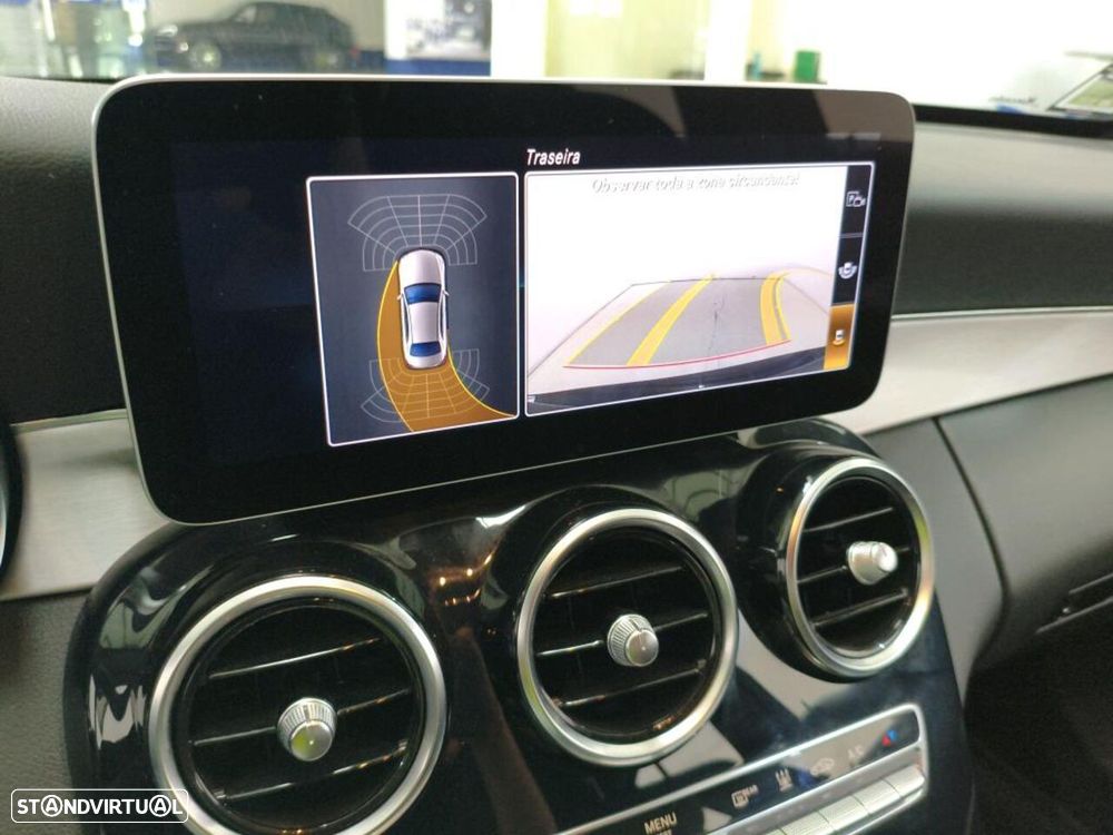 Mercedes-Benz C 300 de AMG Line - 4