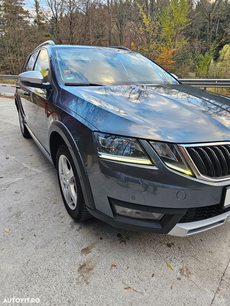 Skoda Octavia Combi 2.0 TDI 4x4 DSG Scout - 3