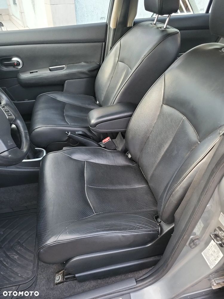 Nissan Tiida 1.6 Visia - 21