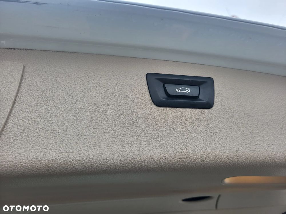 BMW Seria 3 320i GPF Sport Line Sport - 12