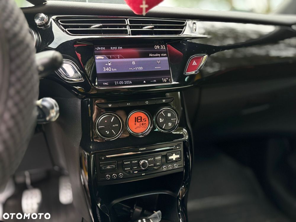 Citroën DS3 1.6 HDi SoChic - 2