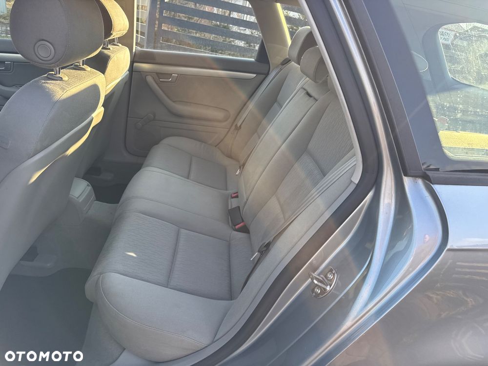 Audi A4 Avant 1.8T Quattro - 7