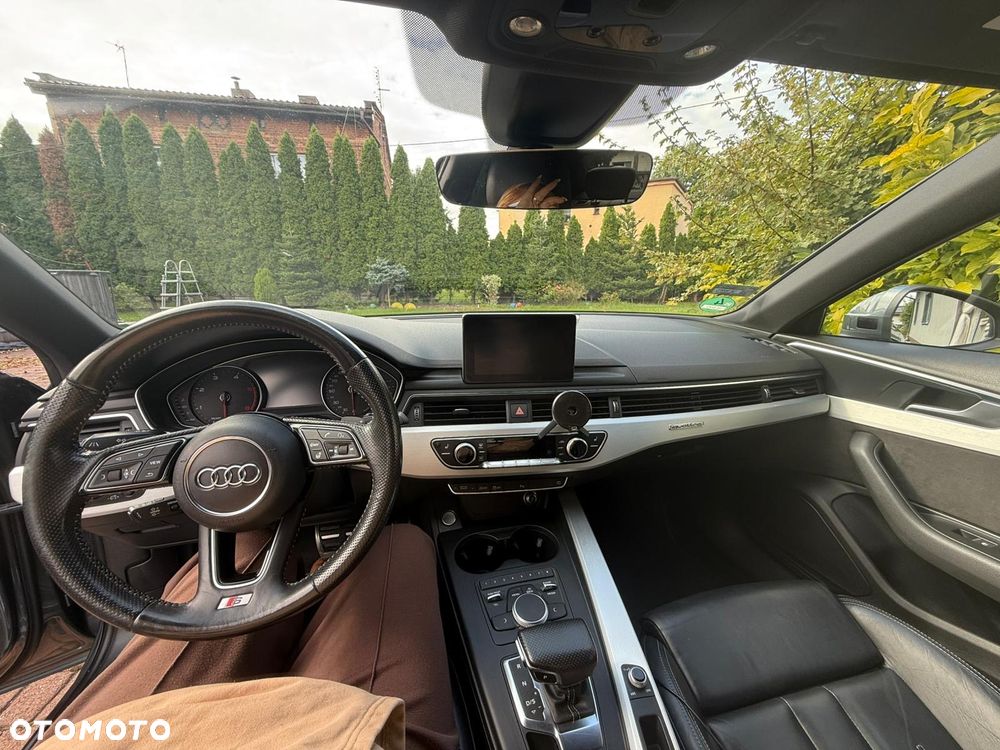 Audi A4 Limousine - 7