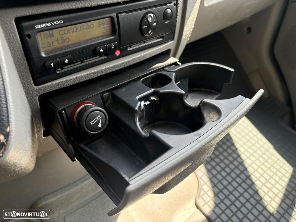 Volkswagen CRAFTER - 8