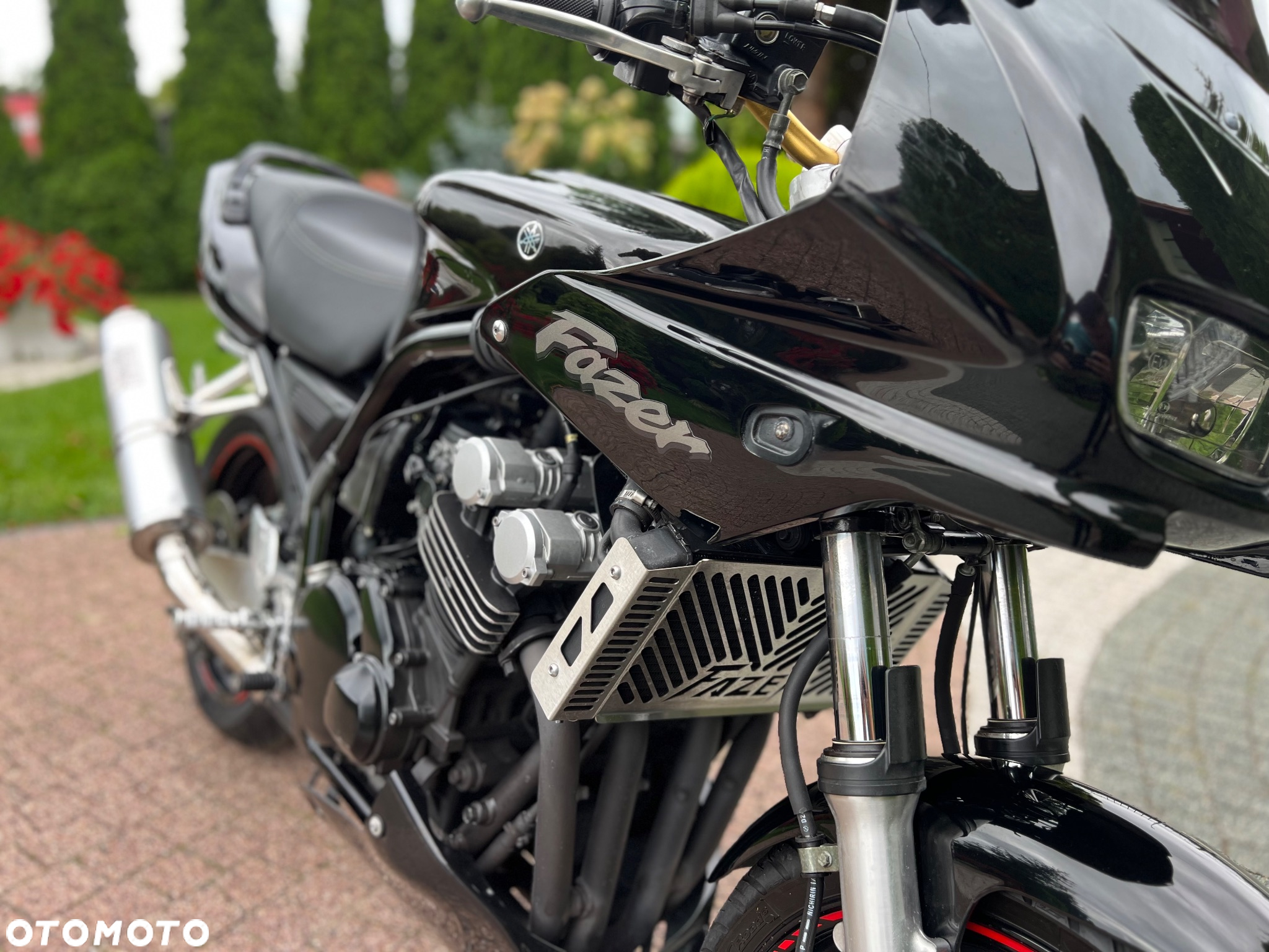 Yamaha FZS - 4