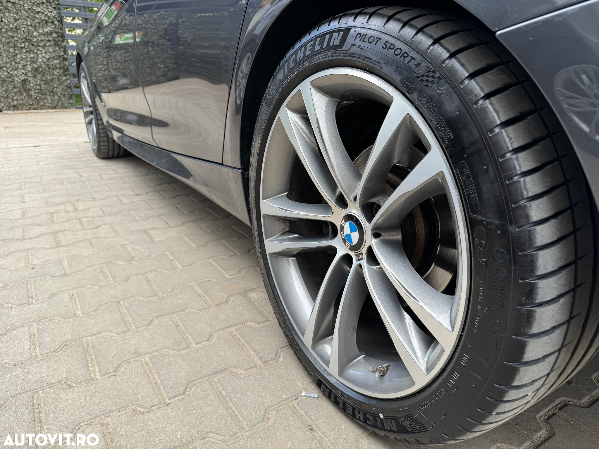 BMW Seria 3 320d xDrive GT Sport-Aut. M Sport - 13