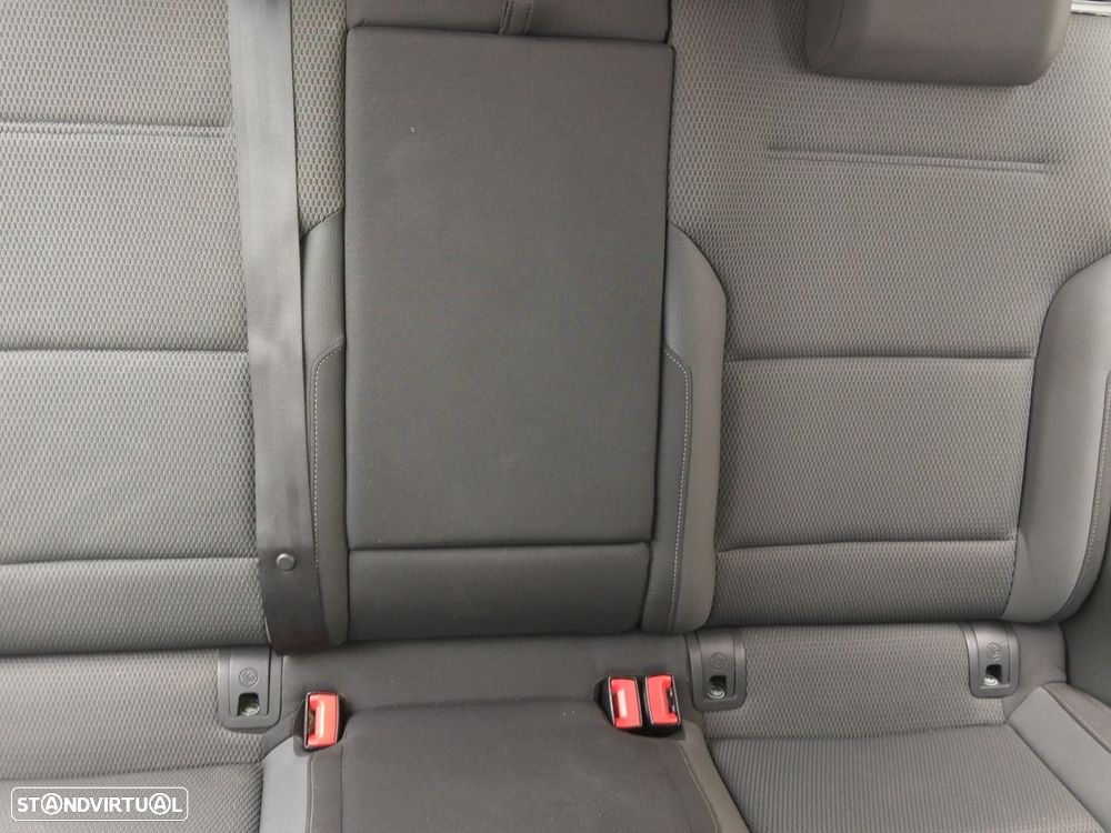 VW Golf Variant 1.6 TDi Confortline - 14