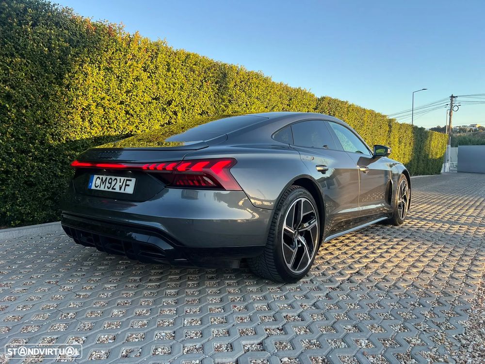 Audi e-tron GT quattro - 10