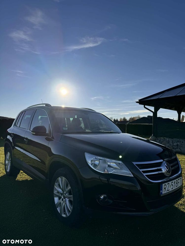Volkswagen Tiguan - 9