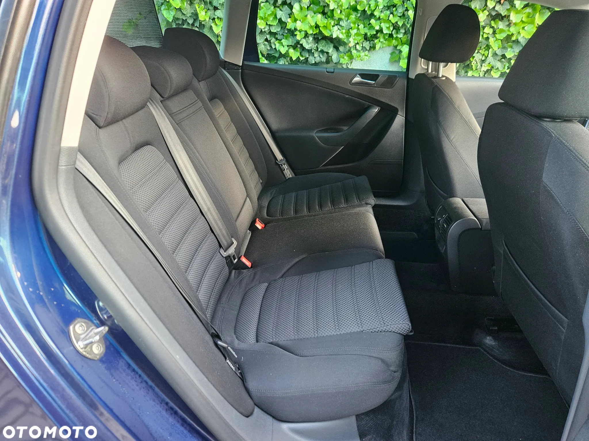 Volkswagen Passat Variant 2.0 TDI DPF Sportline - 18