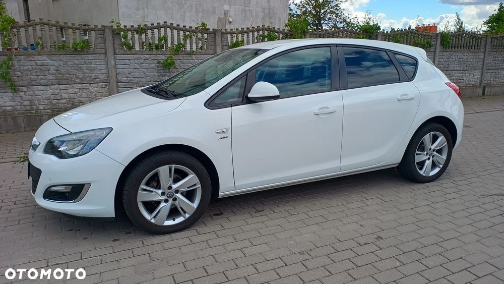 Opel Astra - 11