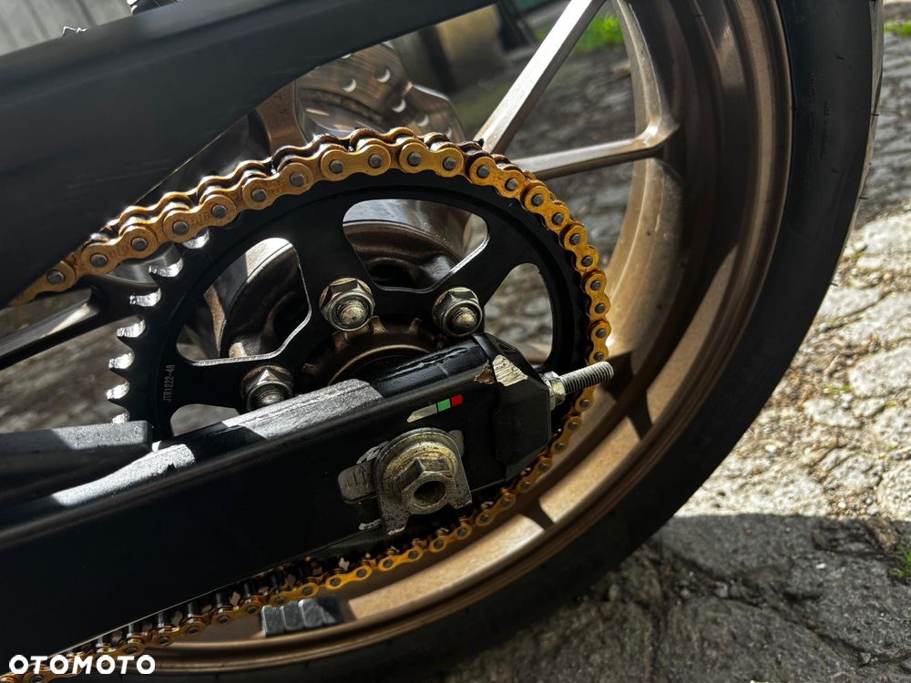 Honda CB - 11