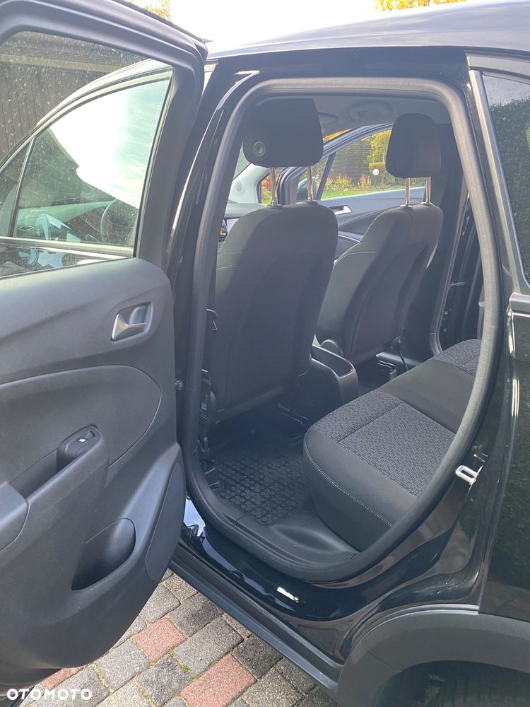 Opel Crossland X - 11
