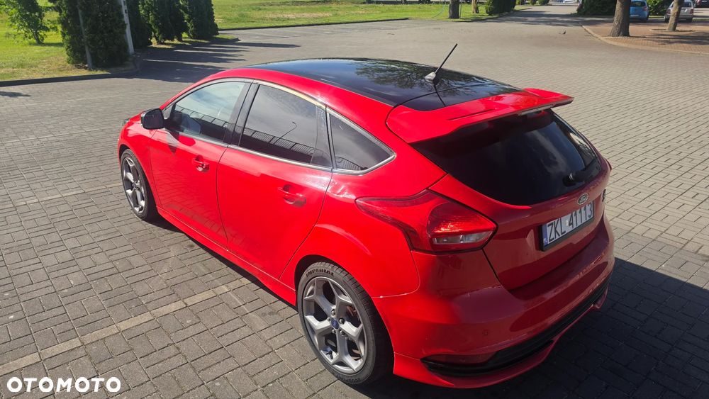 Ford Focus 2.0 TDCi ST-2 - 22