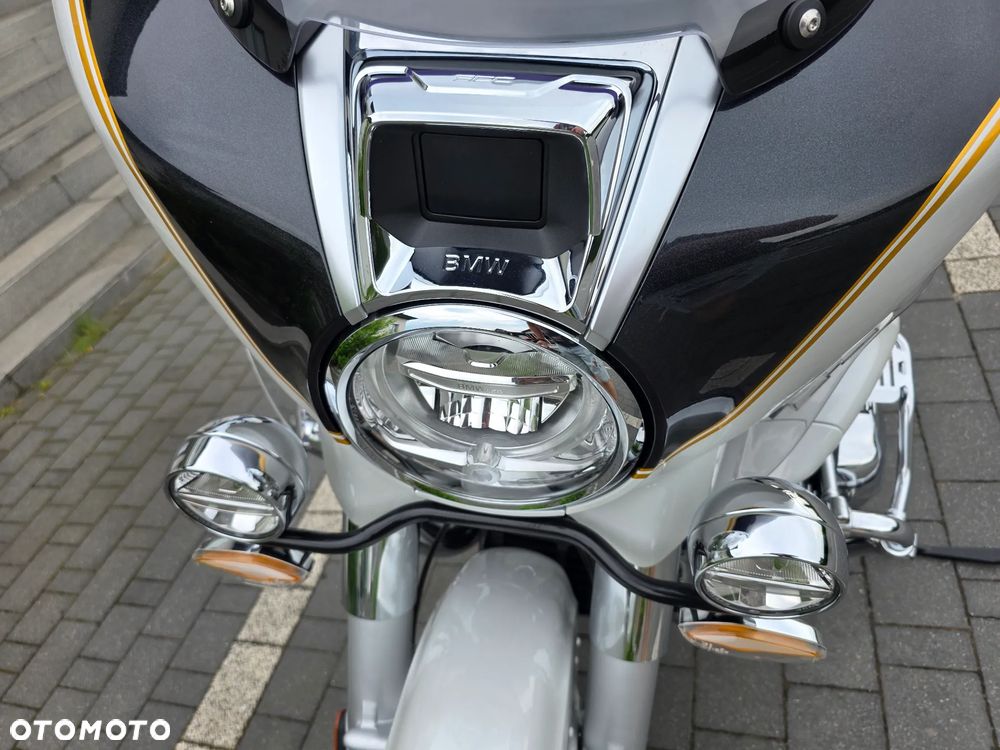 BMW R - 12