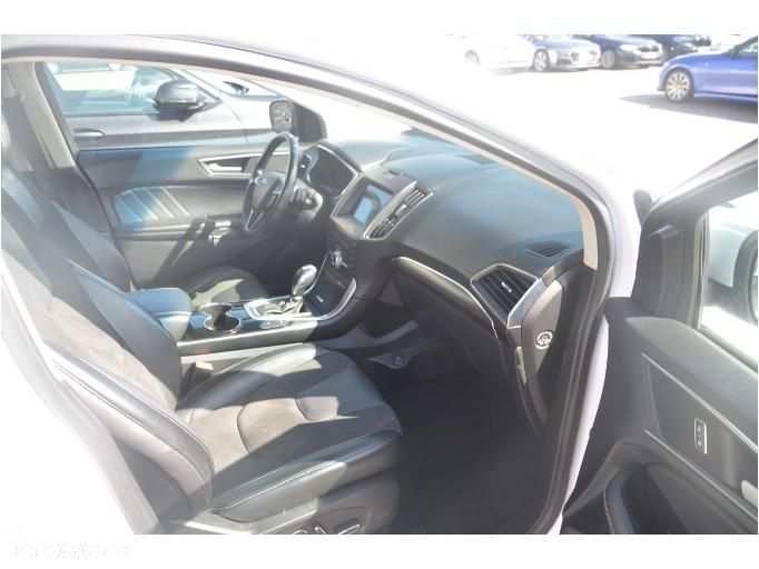 Ford Edge - 24