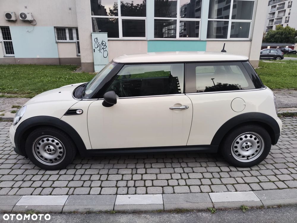 MINI ONE - 7