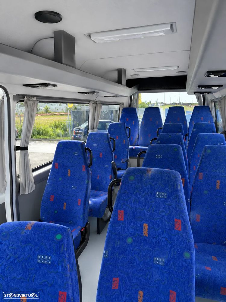 Volkswagen CRAFTER - 11