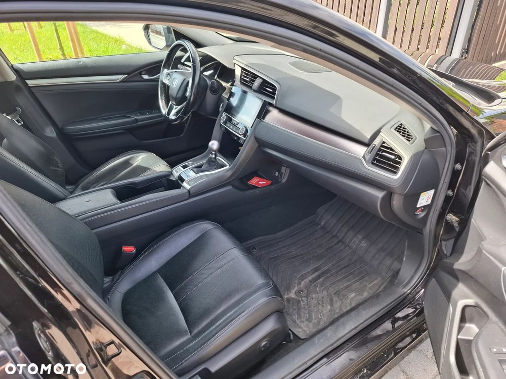 Honda Civic 1.5 T Executive - 17