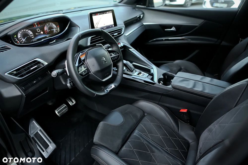 Peugeot 5008 2.0 BlueHDI GT S&S EAT8 - 17