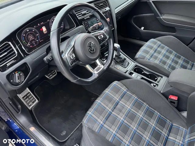 Volkswagen Golf 1.4 GTE Plug-In-Hybrid DSG - 12