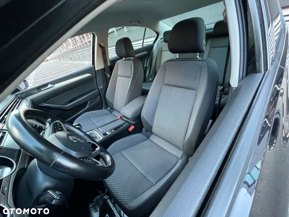 Volkswagen Passat 1.5 TSI EVO Essence - 10