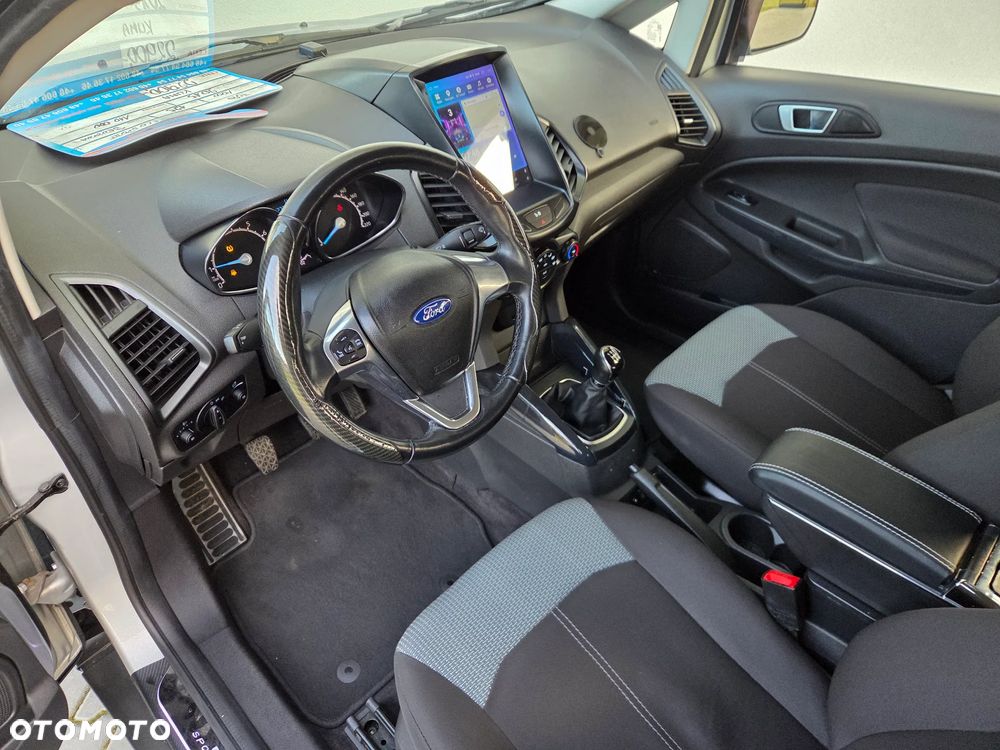 Ford EcoSport - 7