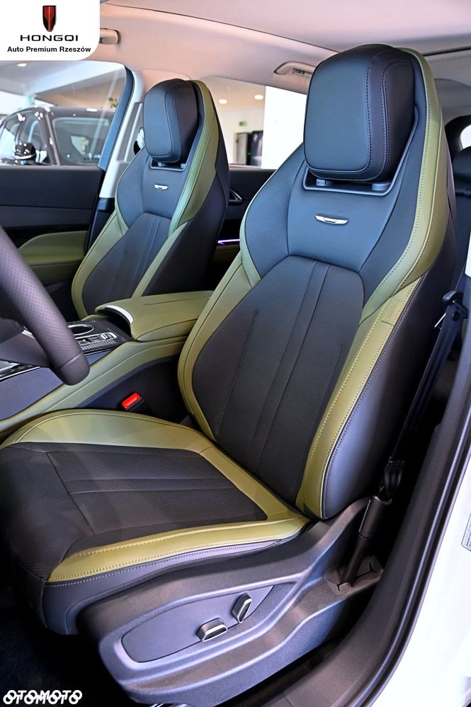 Hongqi HS3 1.5T FWD - 16