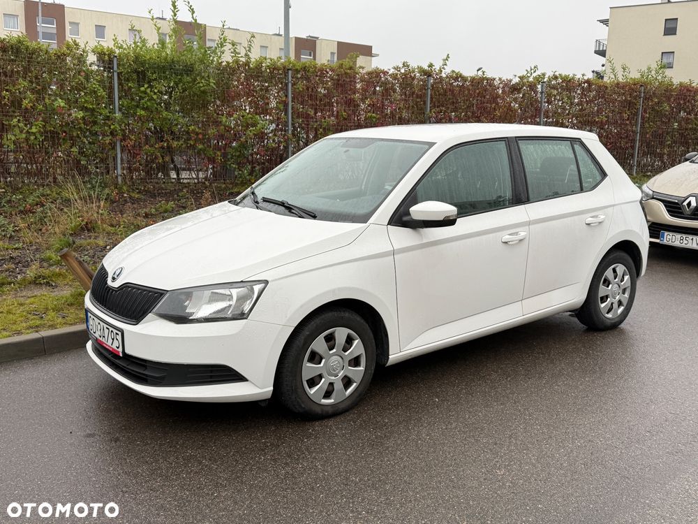 Skoda Fabia 2016 photo 5