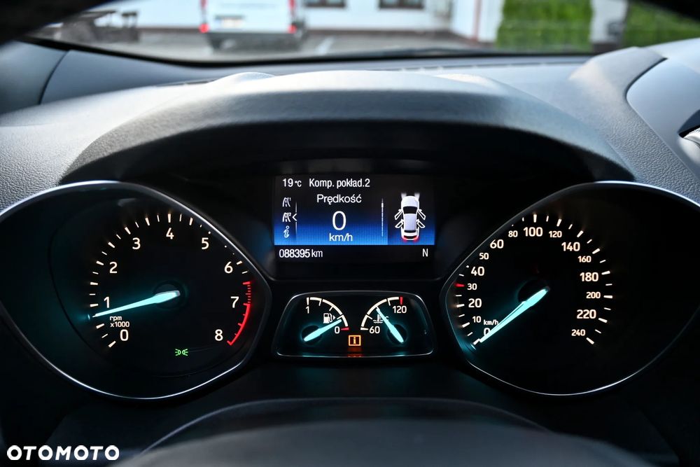Ford Kuga 1.5 EcoBoost FWD ST-Line ASS - 34