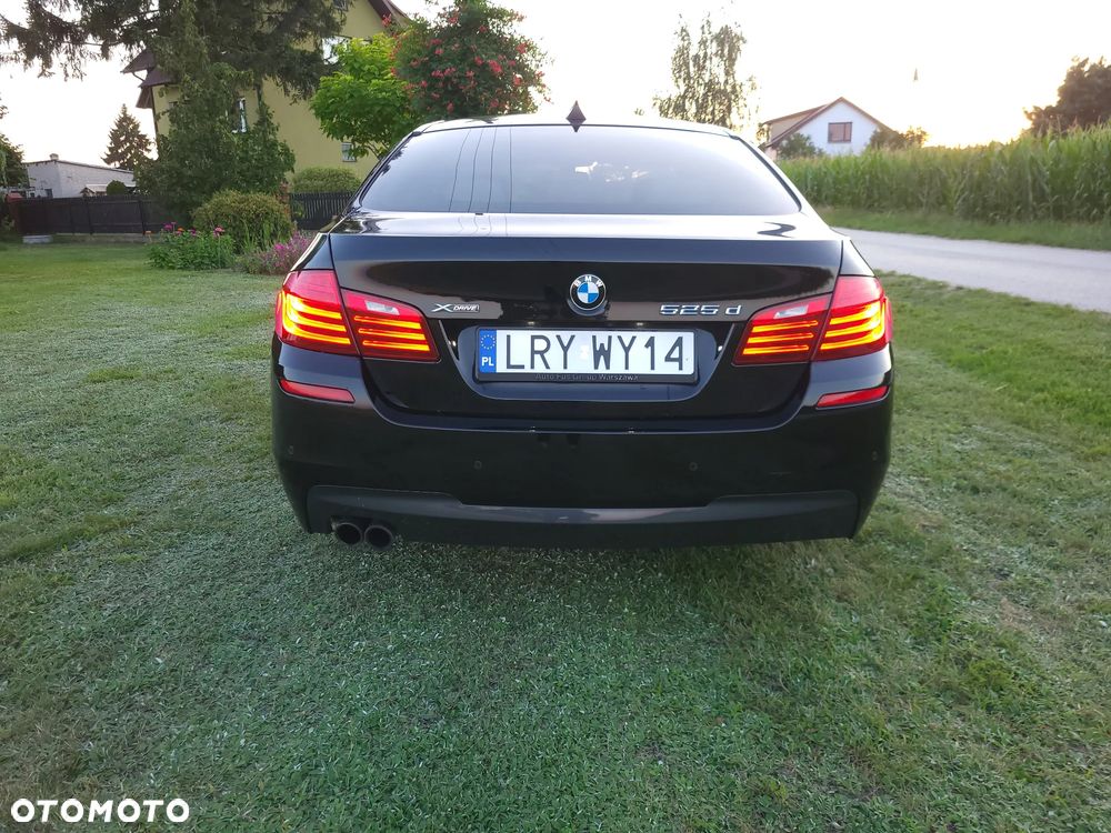 BMW Seria 5 525d xDrive - 6