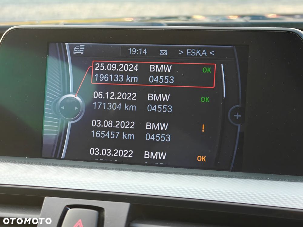 BMW Seria 3 318d M Sport EU6 - 25