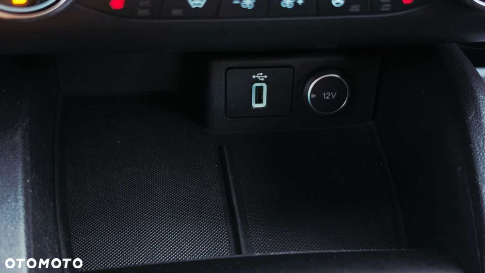 Ford Focus 1.0 EcoBoost Hybrid ST-LINE STYLE - 18