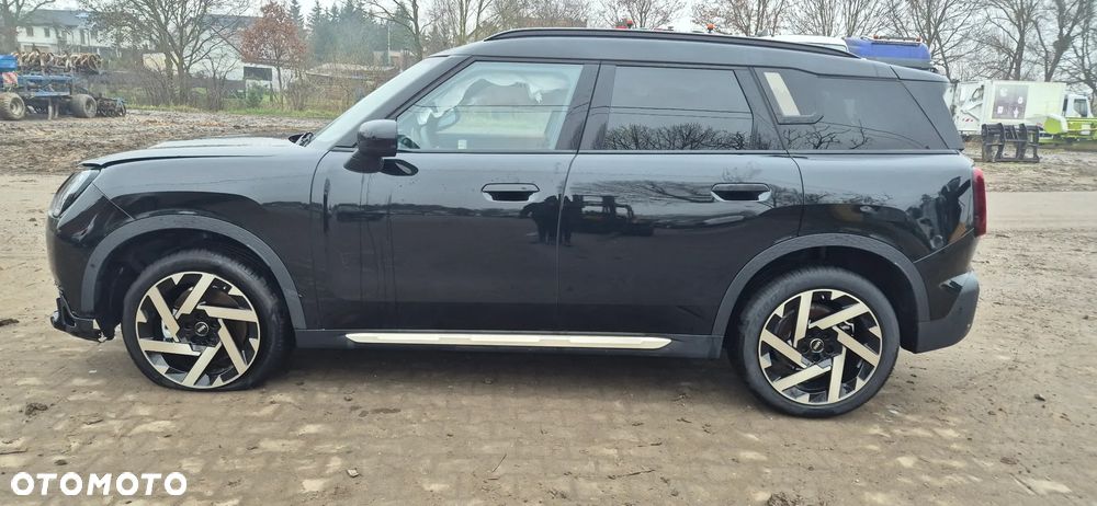 MINI Countryman C mHEV Blackyard - 5