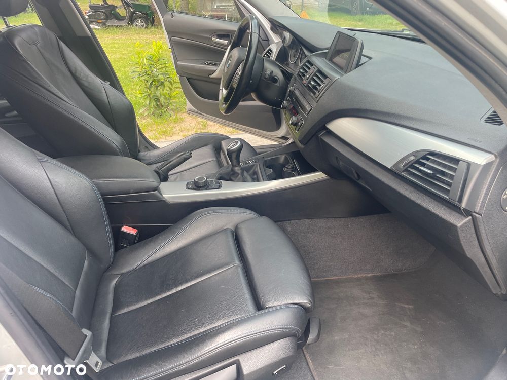 BMW Seria 1 116d Sport Line - 9