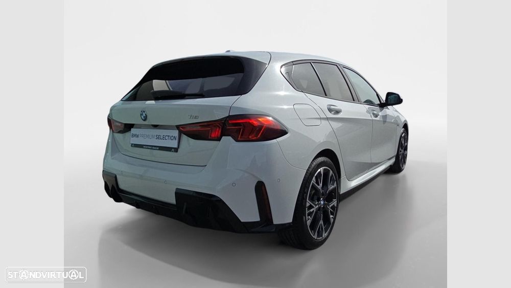BMW 116 Pack Desportivo M - 4